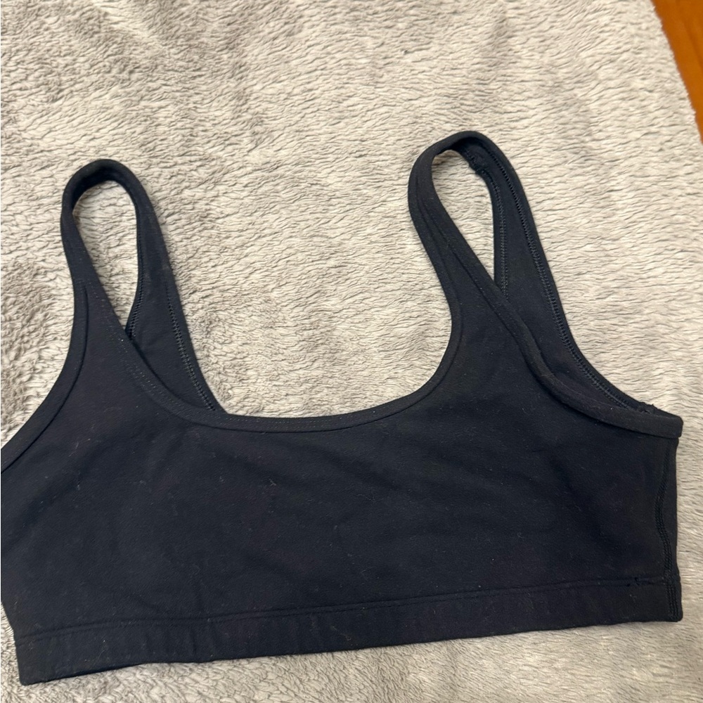 Black Women's Sports Bra TNA